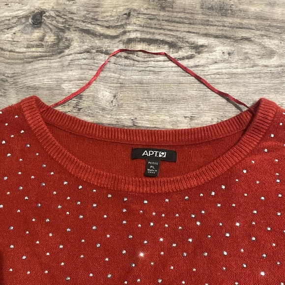 Top - Picture 3 of 4